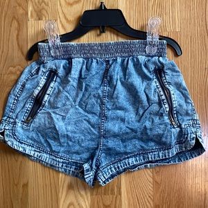 Forever 21 soft Jean color shorts